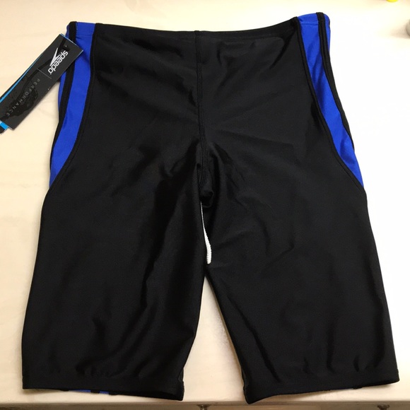 Speedo performance swim suit - Picture 2 of 8